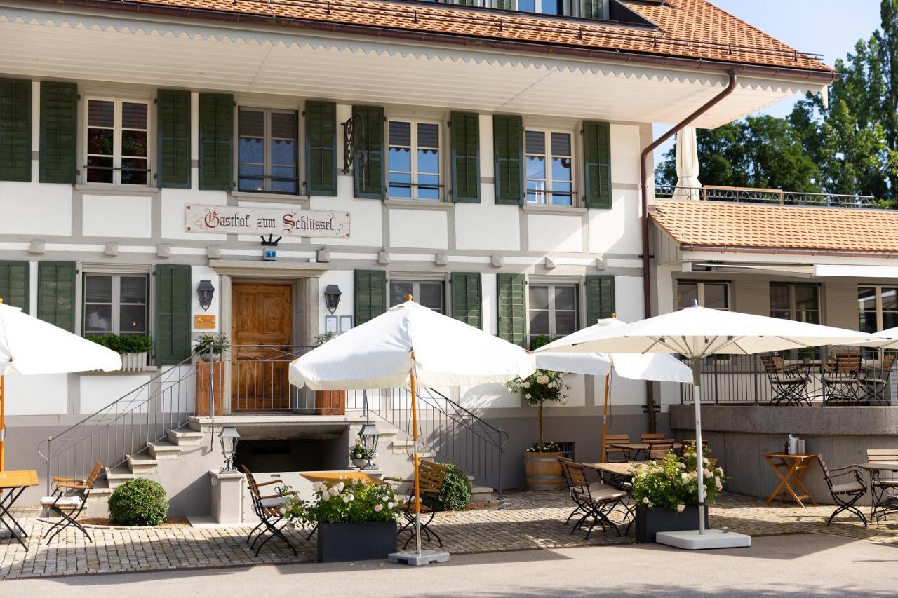 Gasthof Zum Schlussel Hotel Ueberstorf Exterior photo